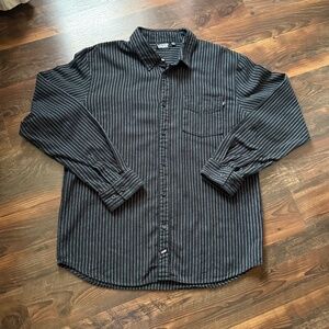 Van's - Black Button down - Men's XL